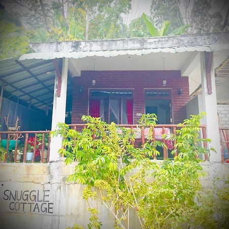 Snuggle Cottage เอลลา ภายนอก รูปภาพ